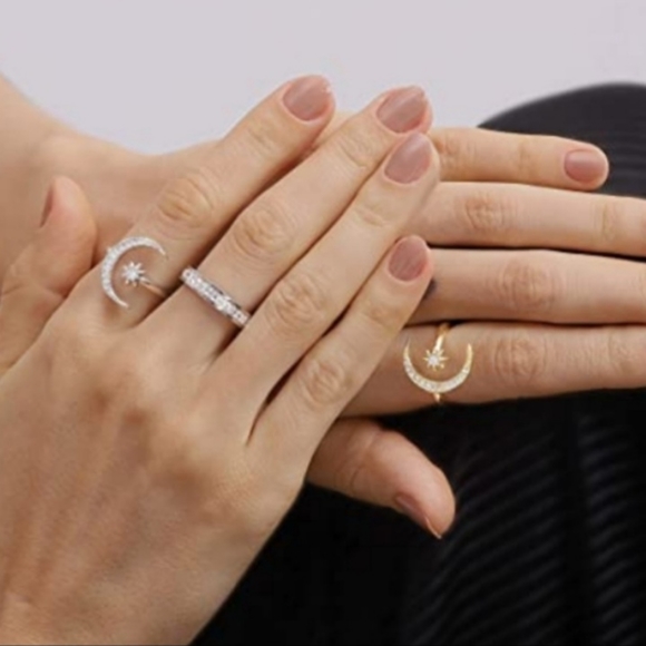 Yellow Gold Crecent Moon and Star Open Ring - Picture 11 of 12
